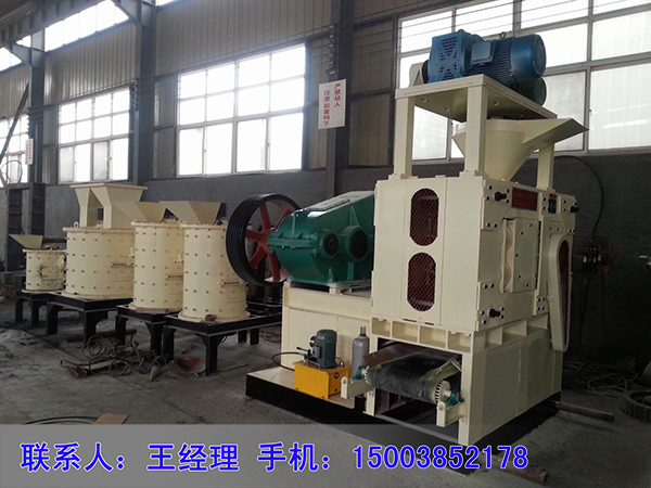 螺旋預壓裝置是干粉壓球機的必備裝置